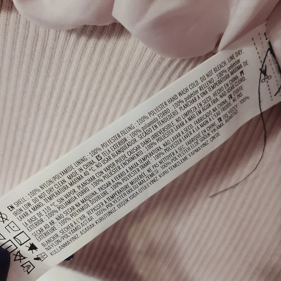 Forever 21 Women's Pink Puffer Jacket - Picture 5 of 11